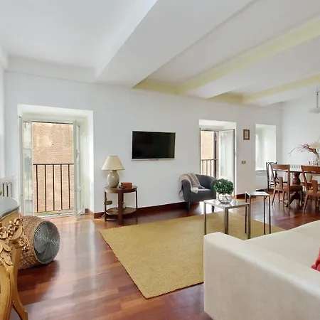 Apartment Pantheon View Experience *